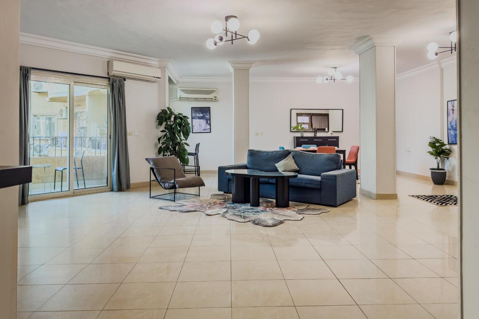 Distinct & Decent 2 Bdr Apt Steps From Nightlife And Airport Kairo Exteriör bild